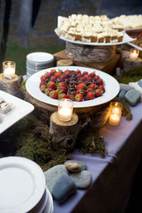 Maine Wedding by Corbin Gurkin + Maine Seasons Events (Style Me Pretty) | 111 Maine